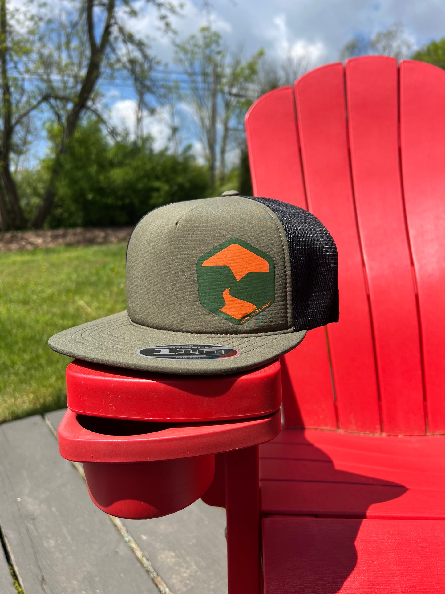 Logo Hat